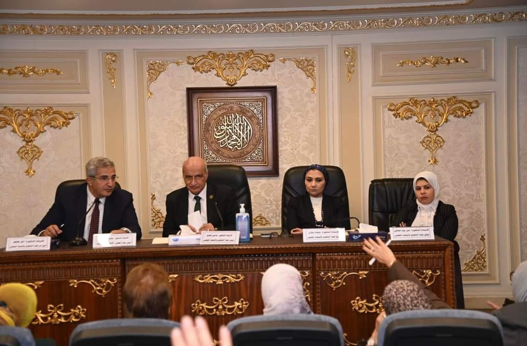 مشاركة أمين عام المجلس الأعلى للجامعات بجلسة حوارية للجنة التعليم والبحث العلمي بمجلس النواب .