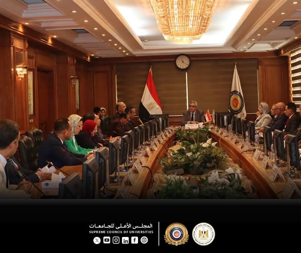 أمين عام المجلس الأعلى للجامعات يترأس اجتماع المجلس الأعلى لشئون الدراسات العليا والبحوث بمقر أمانة المجلس