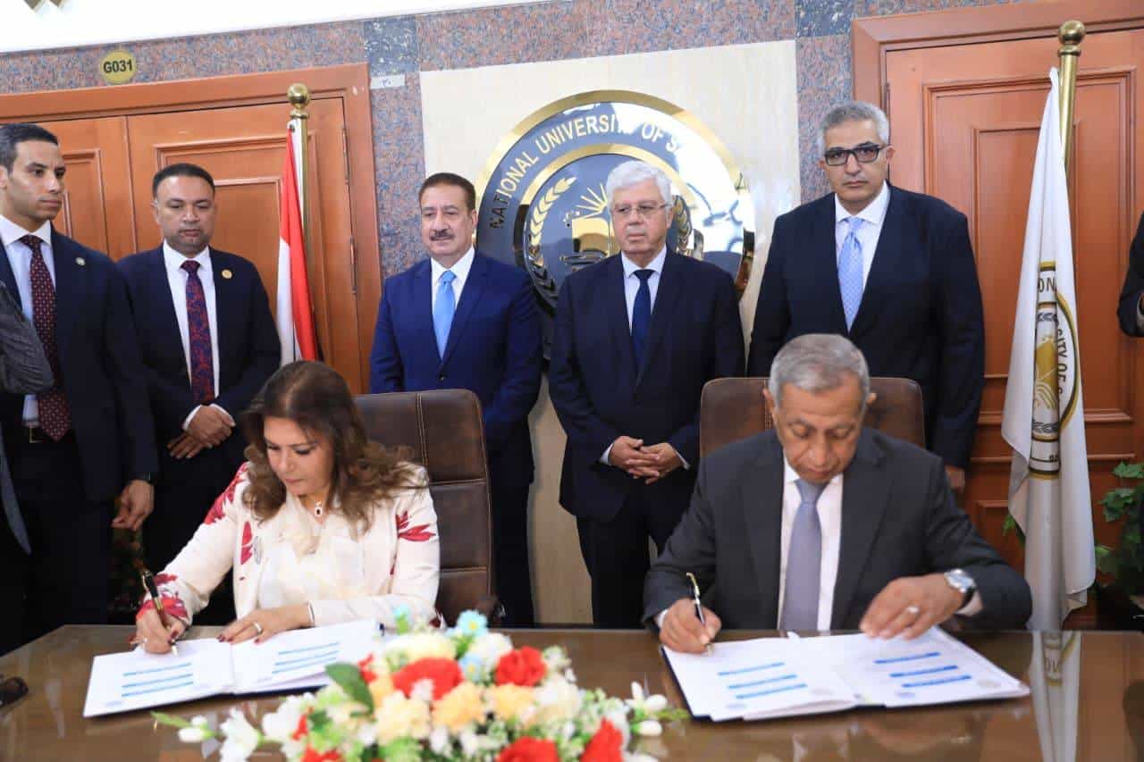 وزير التعليم العالي ومحافظ المنوفية ورئيس جامعة مدينة السادات وأمين المجلس الأعلى للجامعات يفتتحون مقر جامعة مدينة السادات الأهلية