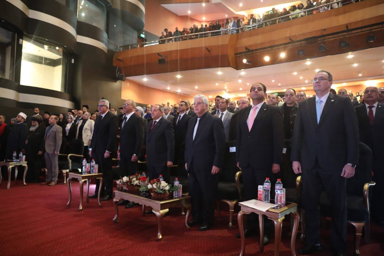 وزير التعليم العالي ومحافظ بورسعيد ورئيس الجامعة يشهدون تدشين “شركة إنجاز جامعة بورسعيد” بحضور أمين المجلس الأعلى للجامعات