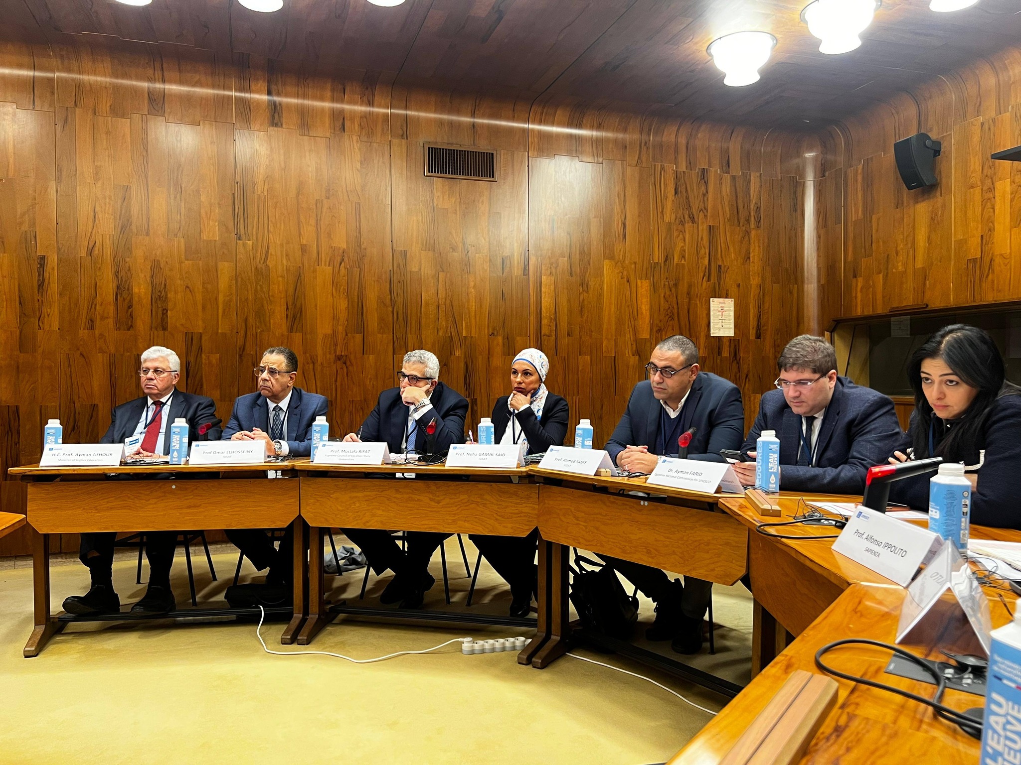 في إطار فعاليات اليوم المصري الفرنسي للتعاون الأكاديمي والعلمي وزير التعليم العالي يعقد اجتماعًا لتعميق فرص التعاون بين الجامعة الدولية للعلوم والفنون والتكنولوجيا والشركاء الاستراتيجين بمنظمة اليونسكو بحضور أمين المجلس الأعلى للجامعات