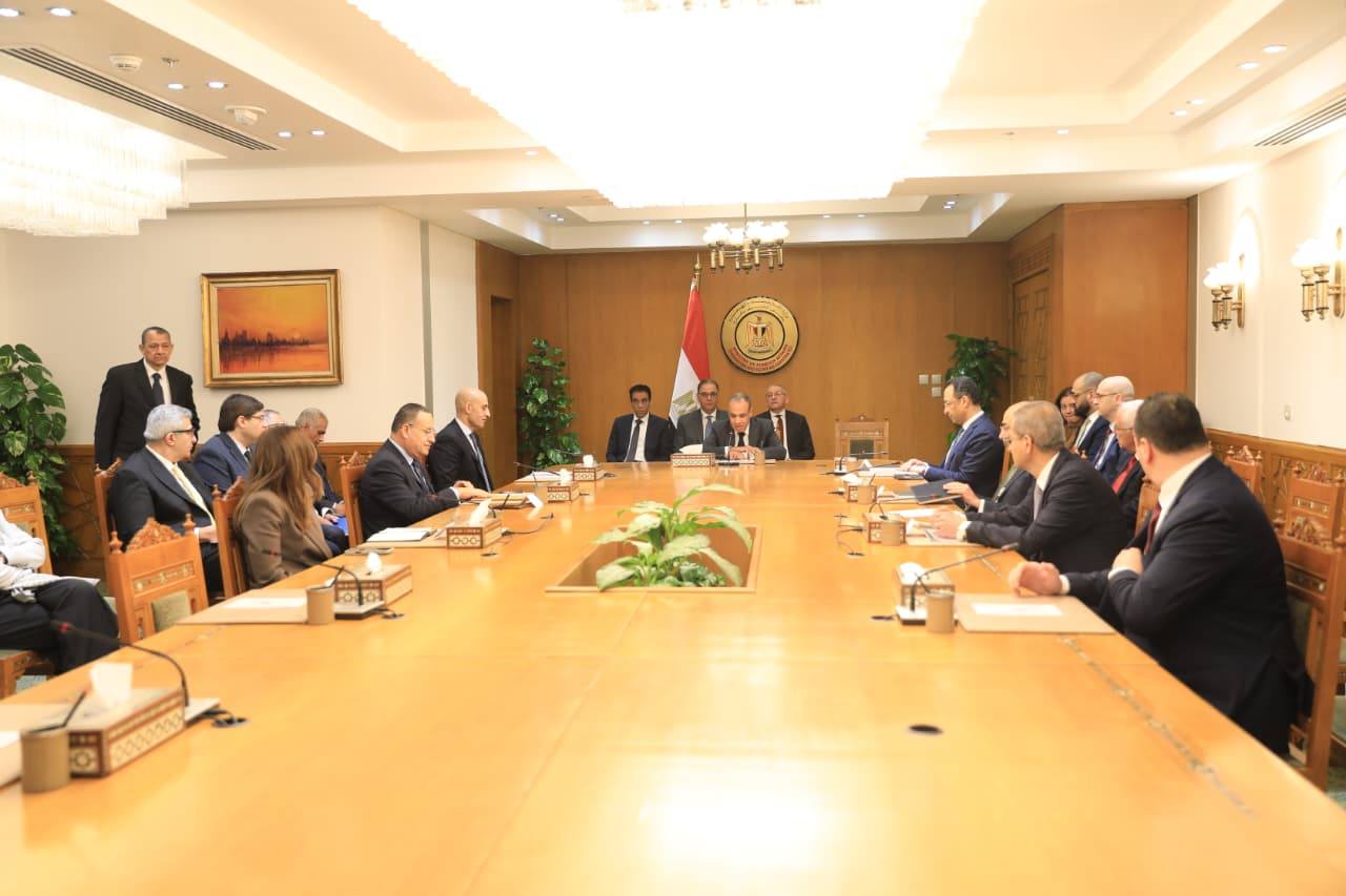 وزارة الخارجية تستضيف اجتماعًا تنسيقيًا بمشاركة وزراء الخارجية والتربية والتعليم والاتصالات والتعليم العالي وممثلي عدد من الجهات الوطنية لمتابعة قضايا المصريين بالخارج بحضور أمين المجلس الأعلى للجامعات