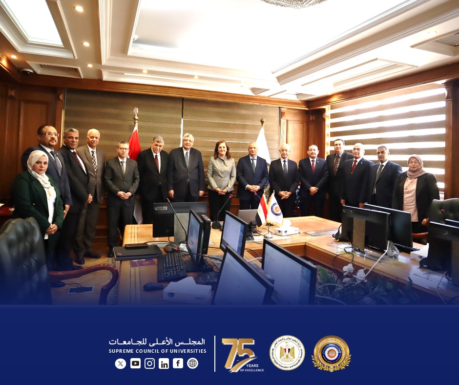 اللجنة المختصة بترشيح السادة رؤساء الجامعات تجري مقابلات السادة المتقدمين لرئاسة جامعة مطروح بمقر أمانة المجلس الأعلى للجامعات