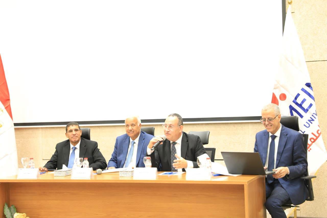 وزير التعليم العالي يترأس الاجتماع المشترك لمجلسي الجامعات الخاصة والأهلية بحضور أمين المجلس الأعلى للجامعات