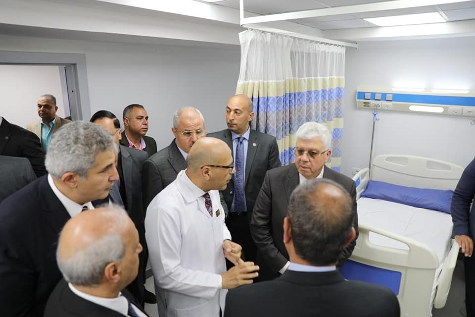 أمين عام المجلس الأعلى للجامعات يشارك على هامش انعقاد المجلس الأعلى للجامعات بجامعة قناة السويس..  تفقد وزير التعليم العالي أعمال التطوير بالمستشفى الجامعي والعيادات الخارجية ومبنى طب الأسرة بالجامعة