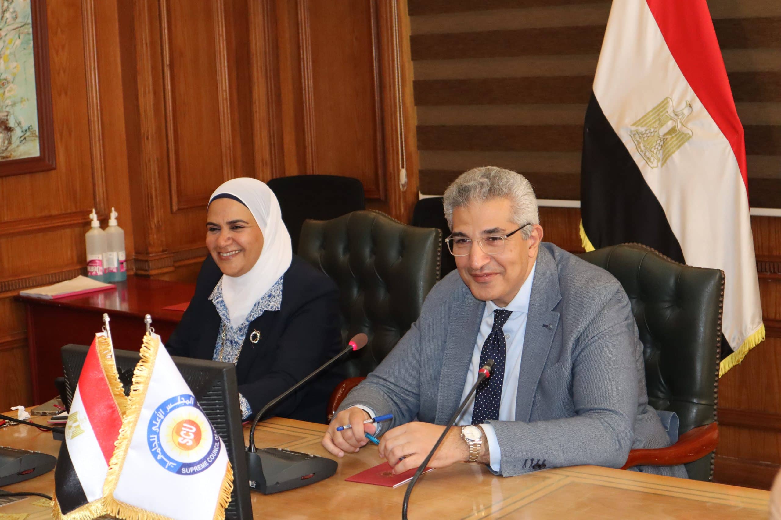 أمين المجلس الأعلى للجامعات يرأس الاجتماع الأول للجنة الاستشارية العليا للتدريب