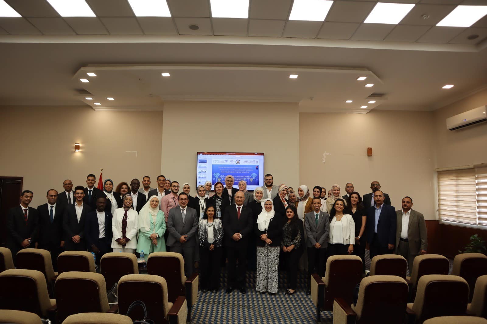 التصفيات النهائية للفرق المشاركة فى مبادرة الشباب من أجل التنمية النسخة الثانية العام الأكاديمي ٢٠٢٢-٢٠٢٣ بمساري اوراق السياسات والمشروعات التنموية