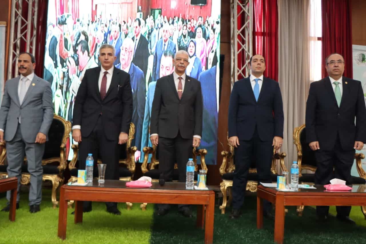 أمين عام المجلس الأعلي للجامعات يشهد إنطلاق فعاليات مؤتمر المستقبل الأخضر والتوجه نحو الأخضر  برحاب جامعة المنوفية
