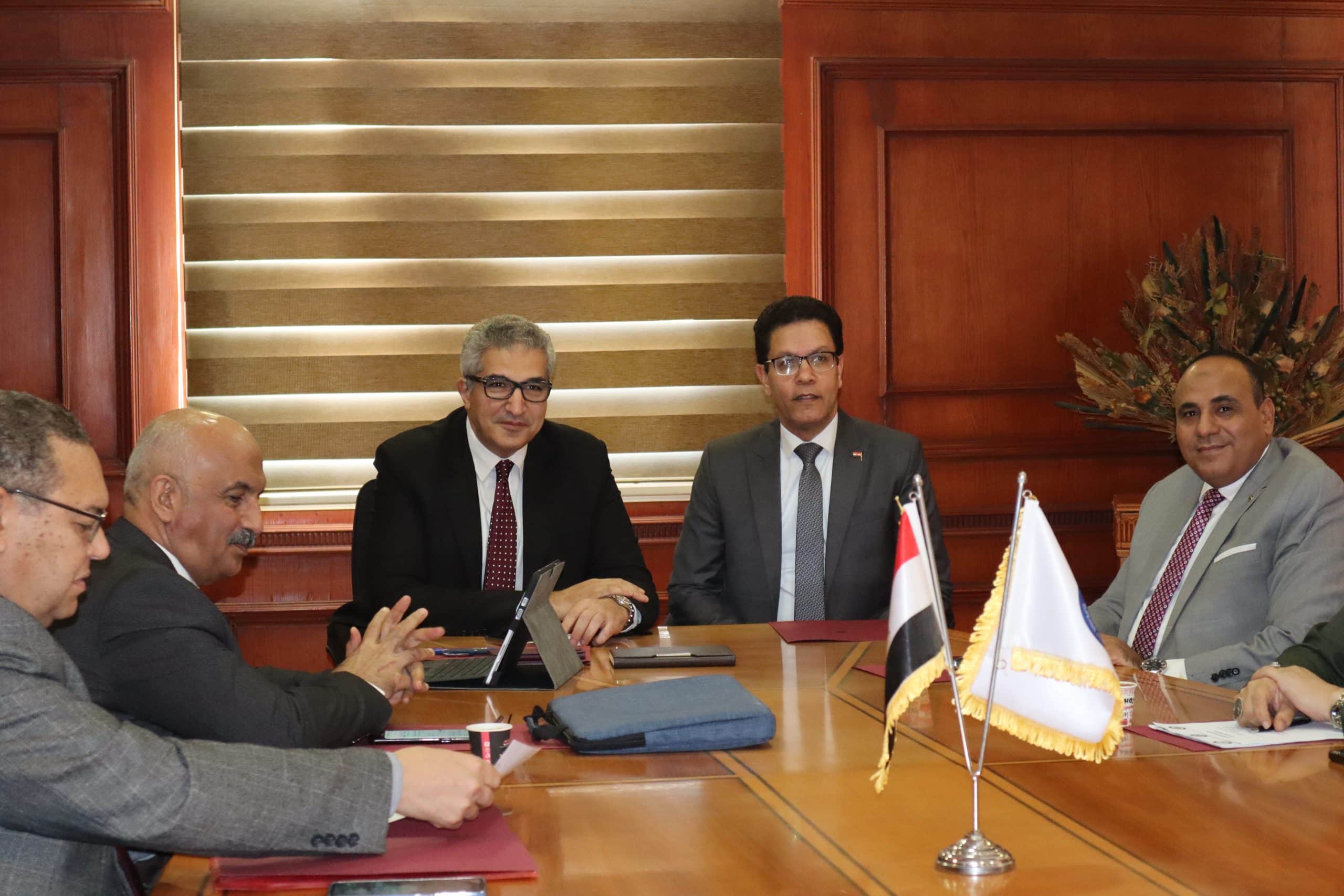 إنعقاد الاجتماع الأول للجنة العليا للاعتماد للمركز القومى للتدريب وإعداد القيادات بالمجلس الأعلى للجامعات بمقر أمانة المجلس