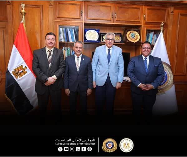 أمين عام المجلس الأعلى للجامعات يستقبل رئيس مجلس أمناء مؤسسة شباب القادة بحضور مستشار وزير التعليم العالي للأنشطة الطلابية
