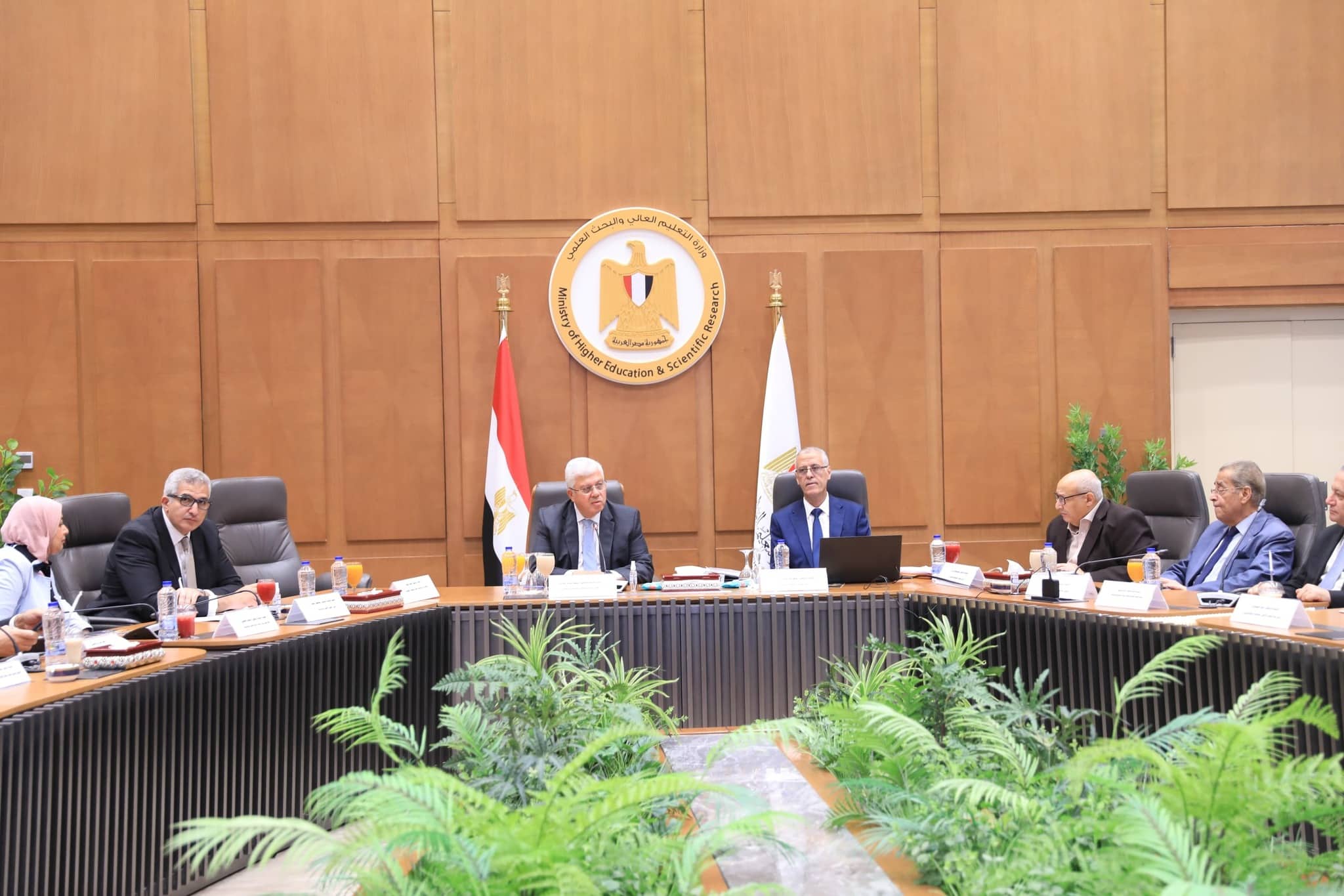 وزير التعليم العالي والبحث العلمى يترأس اجتماع مجلس الجامعات الأهلية بحضور أمين عام المجلس الأعلى للجامعات