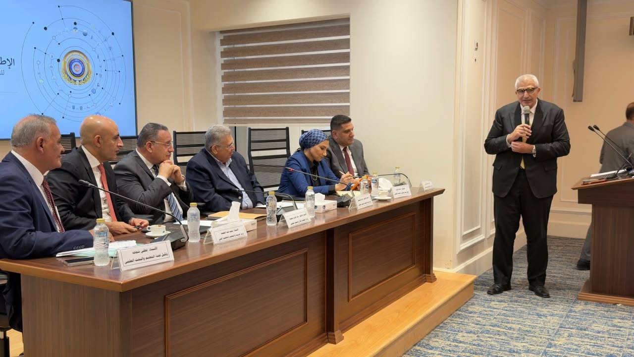 بحضور وزير التعليم العالي والبحث العلمي مشاركة أمين المجلس الأعلى للجامعات في اجتماع لجنة التعليم والبحث العلمي بمجلس النواب .