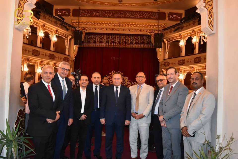 تحت رعاية فخامة الرئيس عبد الفتاح السيسي… رئيس الجمهورية وزير التعليم العالي والبحث العلمي؛ القائم بأعمال وزير الثقافة بحضور أمين المجلس الأعلى للجامعات يُعلن تدشين المرحلة السابعة لمشروع “المواجهة والتجوال” للوصول إلى 250 قرية بالمحافظات والمناطق الحدودية